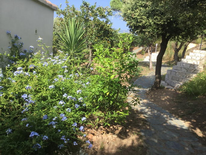Garden 2, Residence ile de beaute, Corse-du-Sud