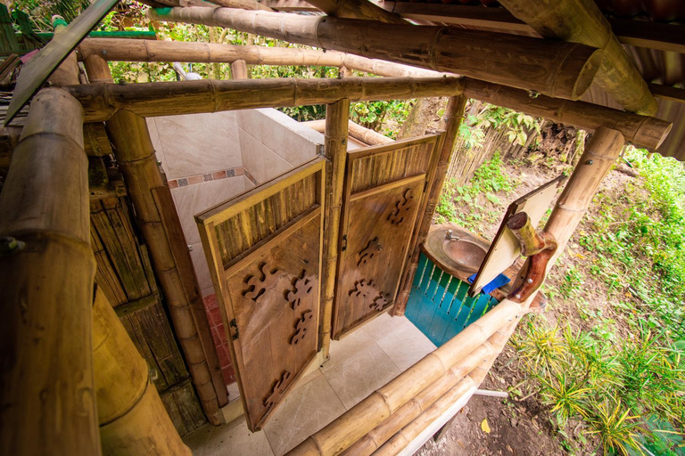 Bathroom 3, Rio Muchacho Organic Farm, Sucre