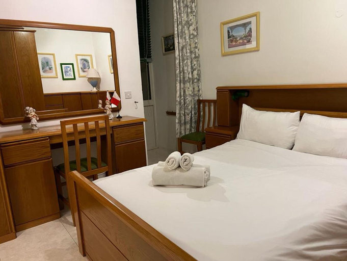 Bedroom 3, Sea and sun Views 2bd Apt Marsalforn Gozo