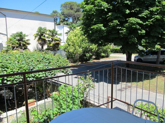 Balcony/terrace 4, Rooms & Apartments at Grandma Maria's place, Poreč
