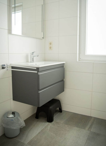 Bathroom 4, Huijsmans Verhuur Type A de Luxe Zuiderdiep 32, Goedereede