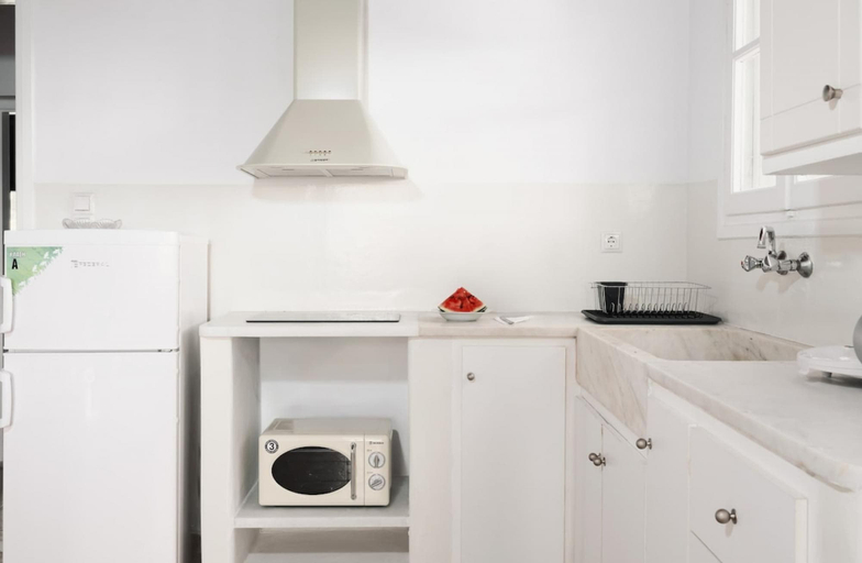 Room 2, Kottakis Stone House, South Aegean