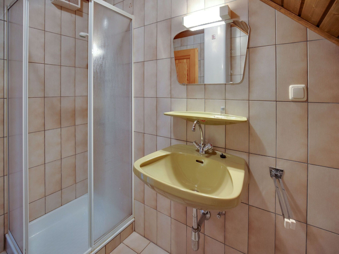 Others 3, Apartment in Mooswald in Carinthia With Pool, Villach Land