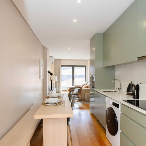 Room 2, Liiiving in Porto - Light Boutique Apartment, Porto