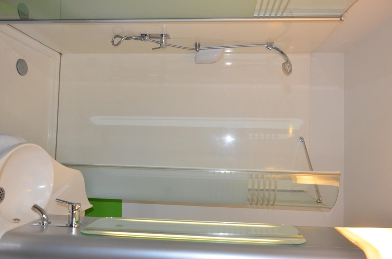 Bathroom 5
