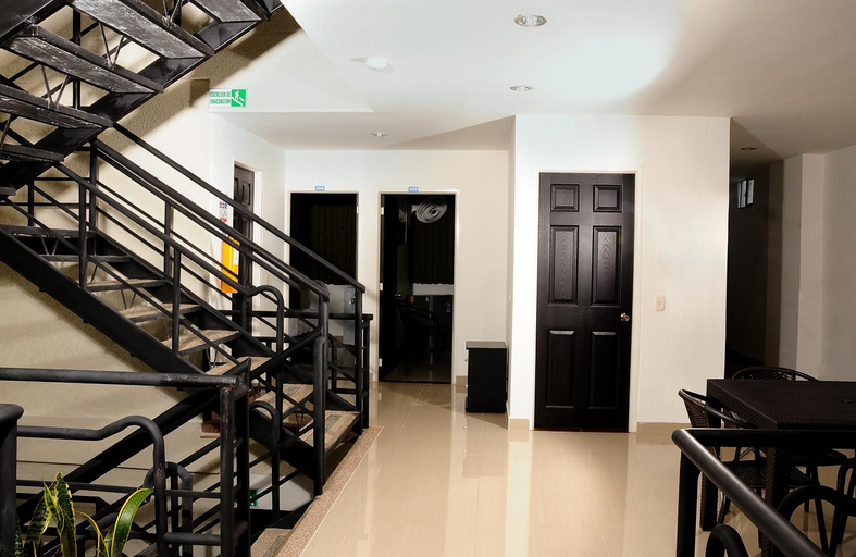 Others 3, Hotel Aussie koala, Armenia