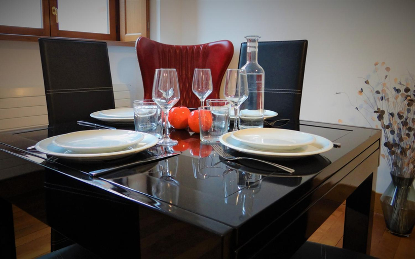 Dining Room 17