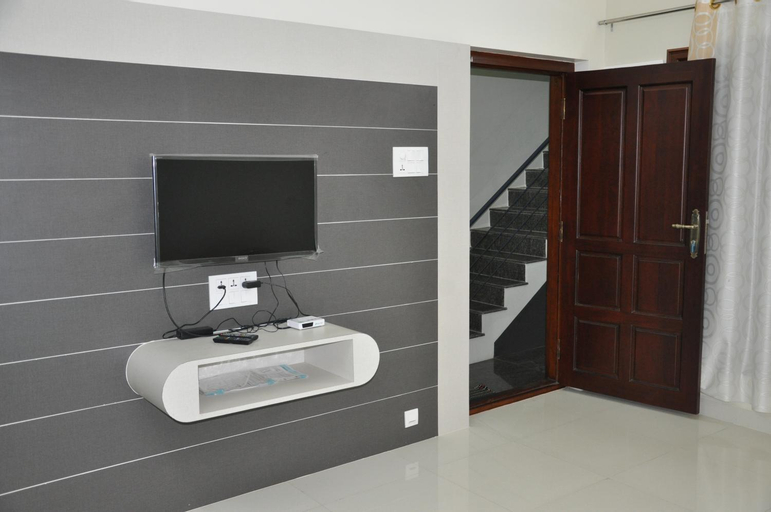 Bedroom 9