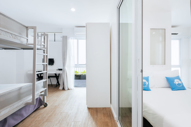 Bedroom 23
