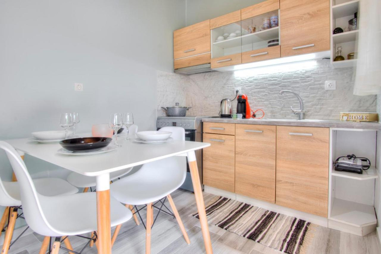 Kitchen 4, Marilenas House, Ionian Islands