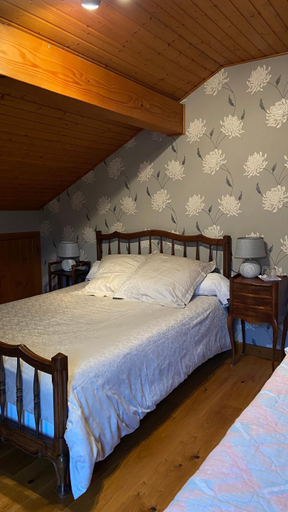 Others 5, Chambre dans Maison Campagnarde, Haute-Savoie