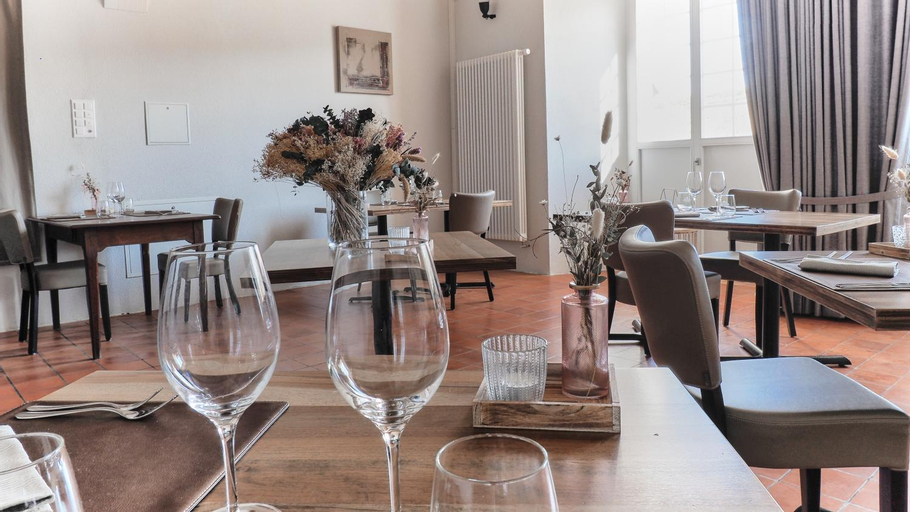 Food & Drinks 4, Auberge de Bellelay Restaurant Chez Aron Balde, Moutier