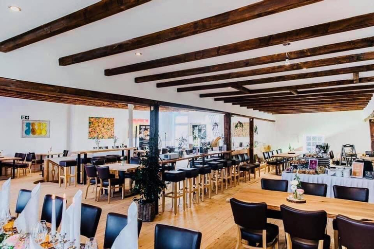 Food & Drinks 3, Haus Mees Apartments, Wuppertal