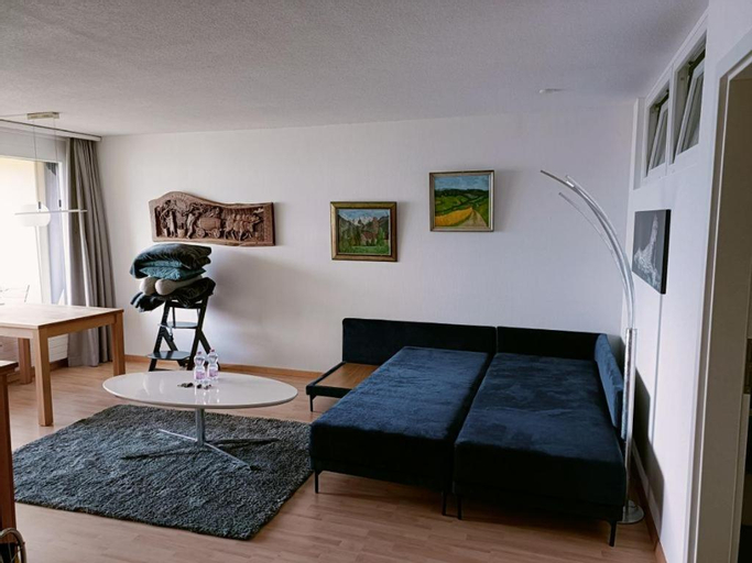 Bedroom 3, Wohnung mit See und Bergsicht im vier Sterne Hotel, Interlaken