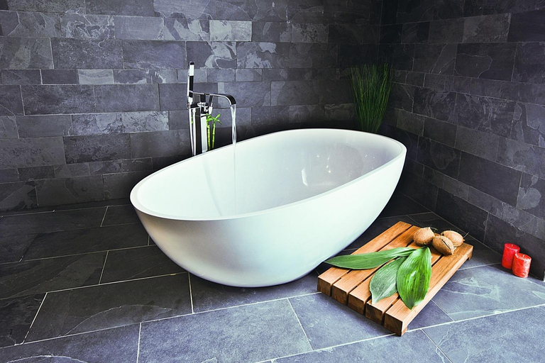 Bathroom 2, Fabrika hotel, Pelhřimov