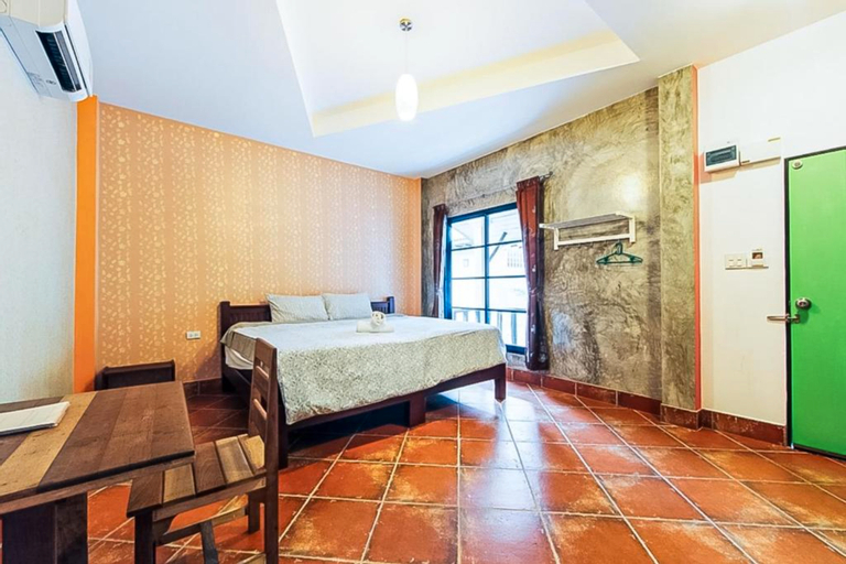 Bedroom 13