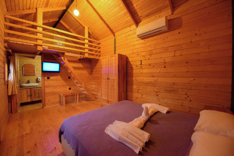 Bedroom 3, Yeldegirmeni Bungalow Hotel, Fethiye