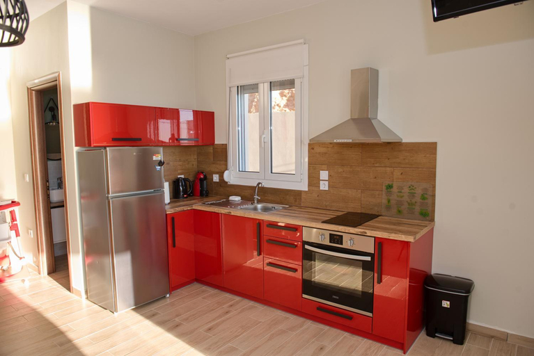 Kitchen, Lila's villa maisonette with private pool, Central Greece