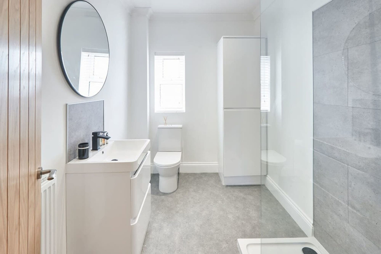 Bathroom, Host Stay The Lookout, Redcar and Cleveland
