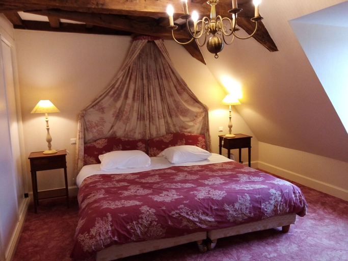 Bedroom 2, Domaine de Launay Blot Resort, Demeure de Prestige, Ille-et-Vilaine