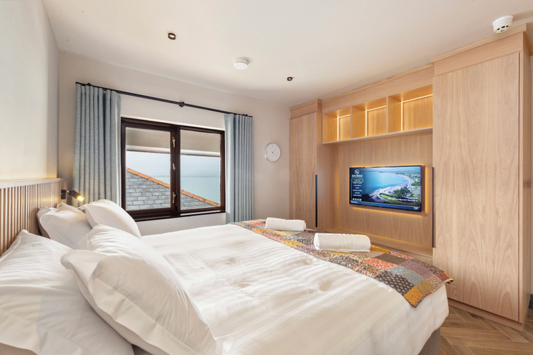 Bedroom 2, Gold Coast Resort Dungarvan