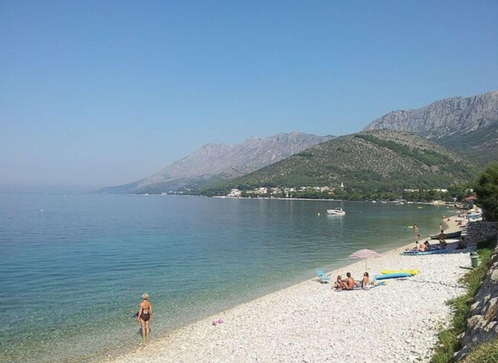 Beach 4, Holiday Apartment Beach House Iva App. 3, Gradac