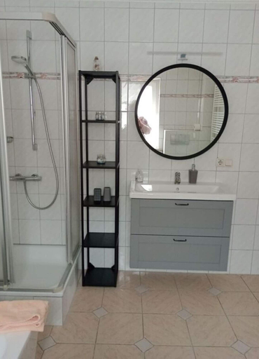 Bathroom, Nice Apartment in Himmelkron, Kulmbach