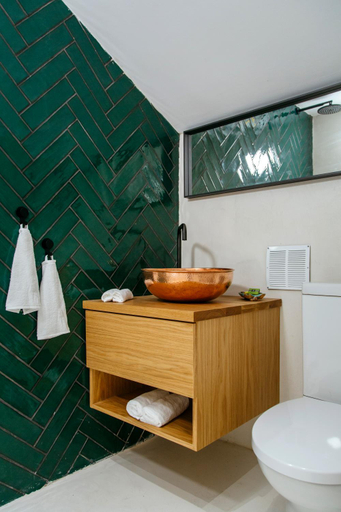 Bathroom 2, Island Home Seaside Villa