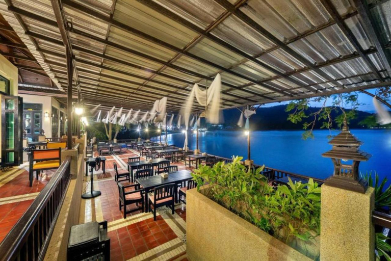 Food & Drinks 5, Racha Kiri Resort & Spa Khanom, Khanom