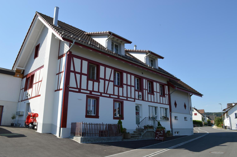 Others 3, BnB zum Schlussel, Baden