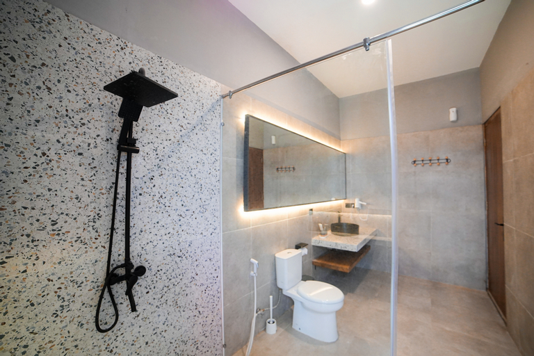 Bathroom 5