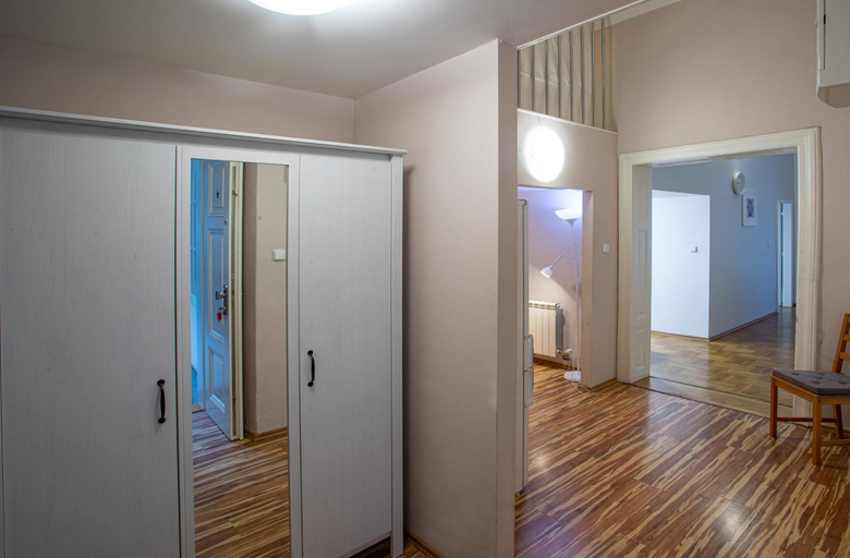 Facilities 3, Michalska Apartment, Praha 1