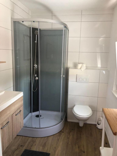 Bedroom 3, ZUM BAHNHOFLE Restaurant & Hotel - Albbruck Am Rhein, Waldshut