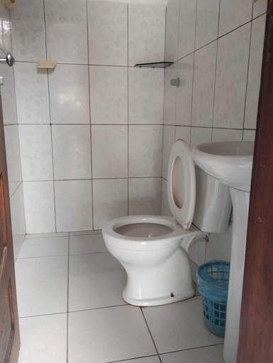 Bathroom 3, Hotel Coração Verde, Santarém