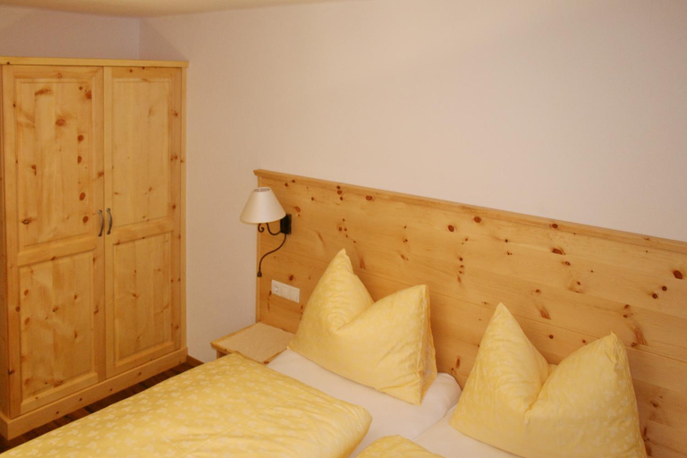 Bedroom 2, Gasthof zur Post, Zell am See