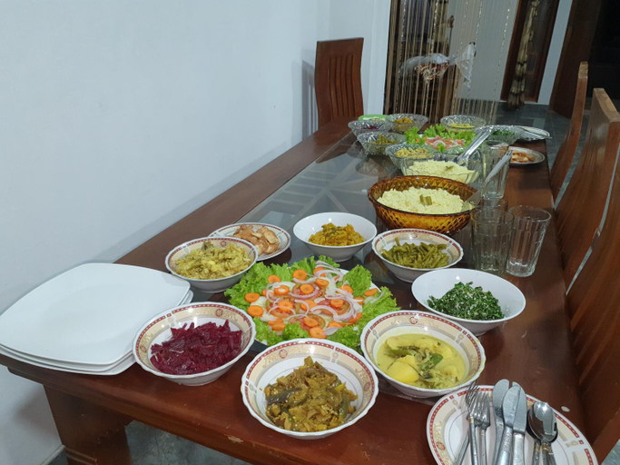 Food & Drinks 4, Sri Bhavan Ella, Ella