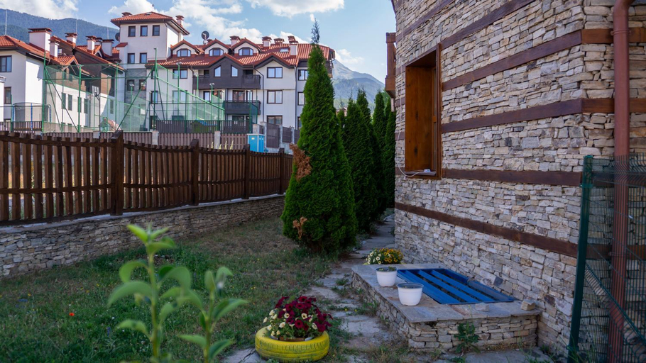 Others 4, Two bedroom apartments in Murphys Lodge, Bansko