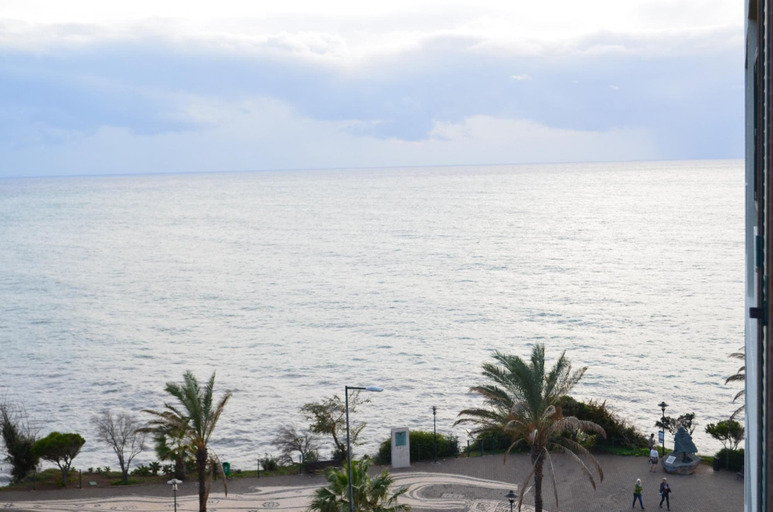 Room 3, Golden View by Homie, Funchal
