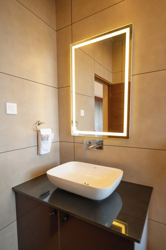 Bathroom 4, Theyila Wayanad, Wayanad