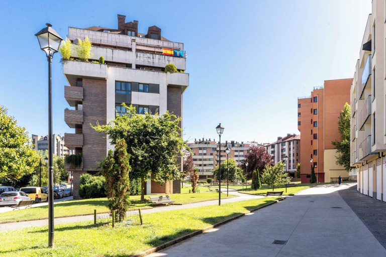 Exterior & Views 2, Limehome Oviedo Calle Postigo Bajo, Asturias