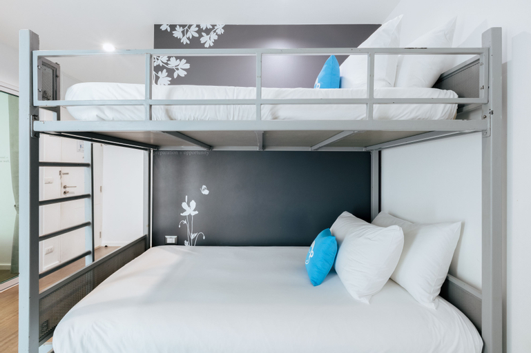 Bedroom 24