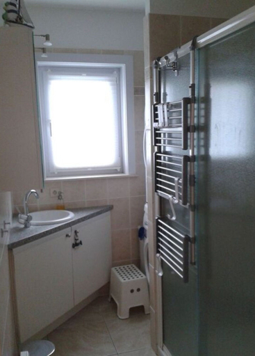 Bathroom, De Haan Comfortable Holiday Residence, West-Vlaanderen