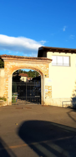 Exterior 2