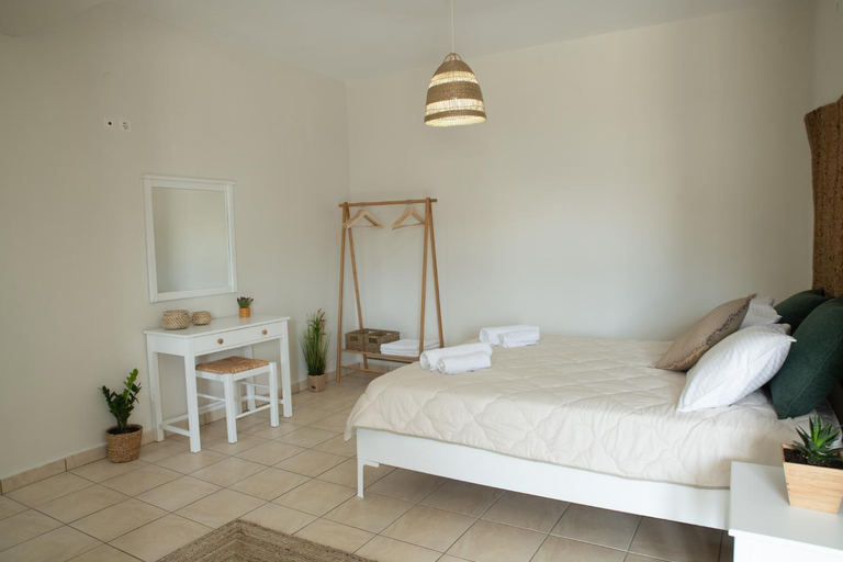 Others 4, Maresia Apts & Studios, Ionian Islands