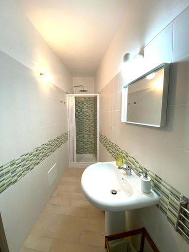 Bathroom 3, Bed & Breakfast La Rocca, Messina