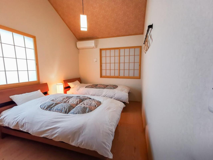 Bedroom 2, YADOYA Karasumain, Taitō
