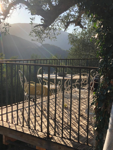 Others 5, Cabane de L Esteron, Alpes-Maritimes