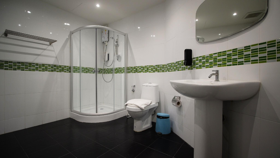 Bathroom 1