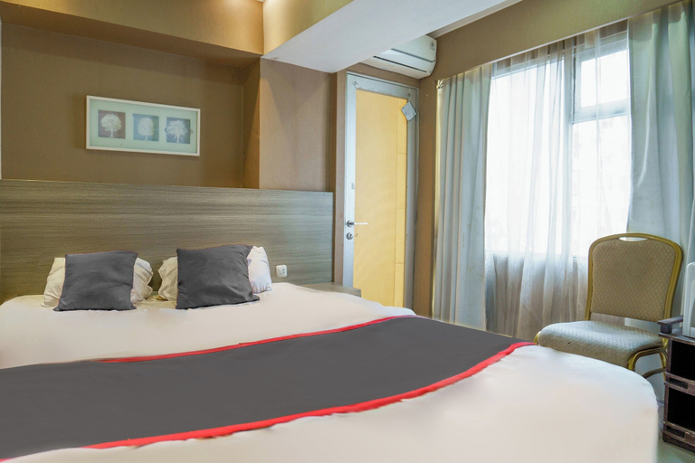 Bedroom 1, OYO 94052 Apartement Gateway Cicadas by Guling Property, Bandung