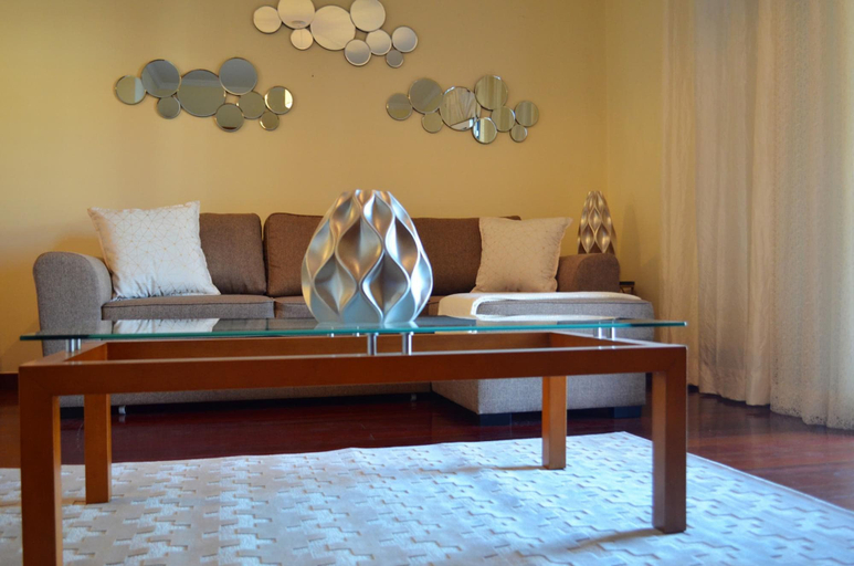 Room 2, Golden View by Homie, Funchal